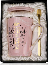 ALBISS She Believed She Could So She Did mug with pink marble design for daily motivation.