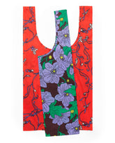 BAGGU Amazon Big Set of 2 Florals tote with hand carry, ideal for quick errands.