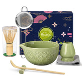 Beiyunee matcha bowl with spout for smooth, drip-free pouring