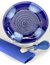 BonCera grater plate 5.25 inch blue cross design enables fast garlic or ginger prep