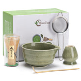 Buucup matcha bowl with spout for easy pouring and refined rituals.