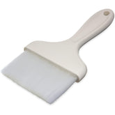 Carlisle Galaxy 4in pastry brush with comfortable handle applying egg wash