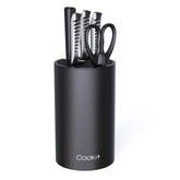 Cookit universal round knife block with 14-slot capacity keeps blades organized.