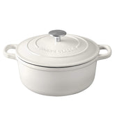 Edging Casting 7qt Dutch oven with white lid on, showing even heat distribution for breads