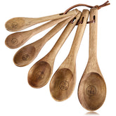Esie Houzie 6pcs spoons in acacia wood with engraved metrics.
