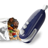Hän Babos mini bag sealer blue seals chips to keep freshness.