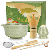 HengLiSam matcha bowl with spout for clean pouring and elegant tea service.