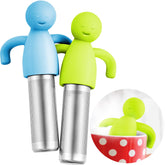Hicarer tea infuser blue smile-man in use for a delightful brew