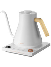 INTASTING gooseneck kettle side view for precise pour control