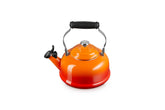 Le Creuset tea kettle spout pour ensures smooth pouring and rapid hot water