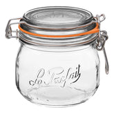Le Parfait Super Jar with round body offers 500mL capacity for easy preservation.