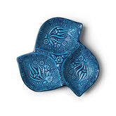 LEMOSE leaf-shaped ceramic appetizer plate with three compartments for organized snacks.