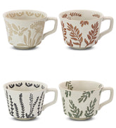 LINVIA ceramic mug with butterfly pattern, ideal for a comforting morning coffee.