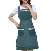 Sefiron Princess Apron front with pockets for quick phone and notebook access.