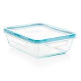 Snapware 6-cup glass rectangle with lid keeps leftovers fresh.