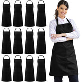 Syntus bib apron with adjustable shoulder straps for a comfortable, customized fit.