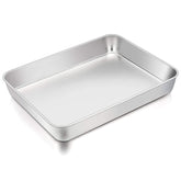 TeamFar lasagna pan with brushed surface for even browning and easy cleanup.
