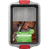 Tiawudi 13x9 cake pan with diamond texture base for even heat distribution.