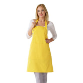 TOSHE waterdrop-resistant apron with pockets protects outfits while cooking.