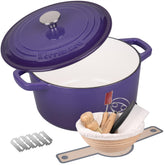 VORRINGARD enameled Dutch oven with purple lid for even heat and crispy bread crusts.