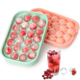 VVAYHUA ice cube trays with lids create clean, round spheres for refined cocktails.