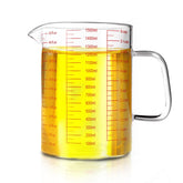 WhiteRhino glass measuring cup with handle and spill-free spout for precise pours