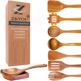 Z&YOU Turner spatula in teak for non-stick pan protection and precise flipping.