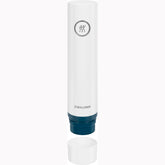 ZWILLING Fresh & Save vacuum pump with sea-inspired design for quick sealing.
