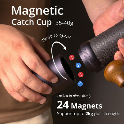 The 1Zpresso J-Ultra magnetic catch cup holds 35–40g.