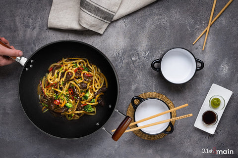 21st and Main 14-inch diameter wok provides ample cooking space.