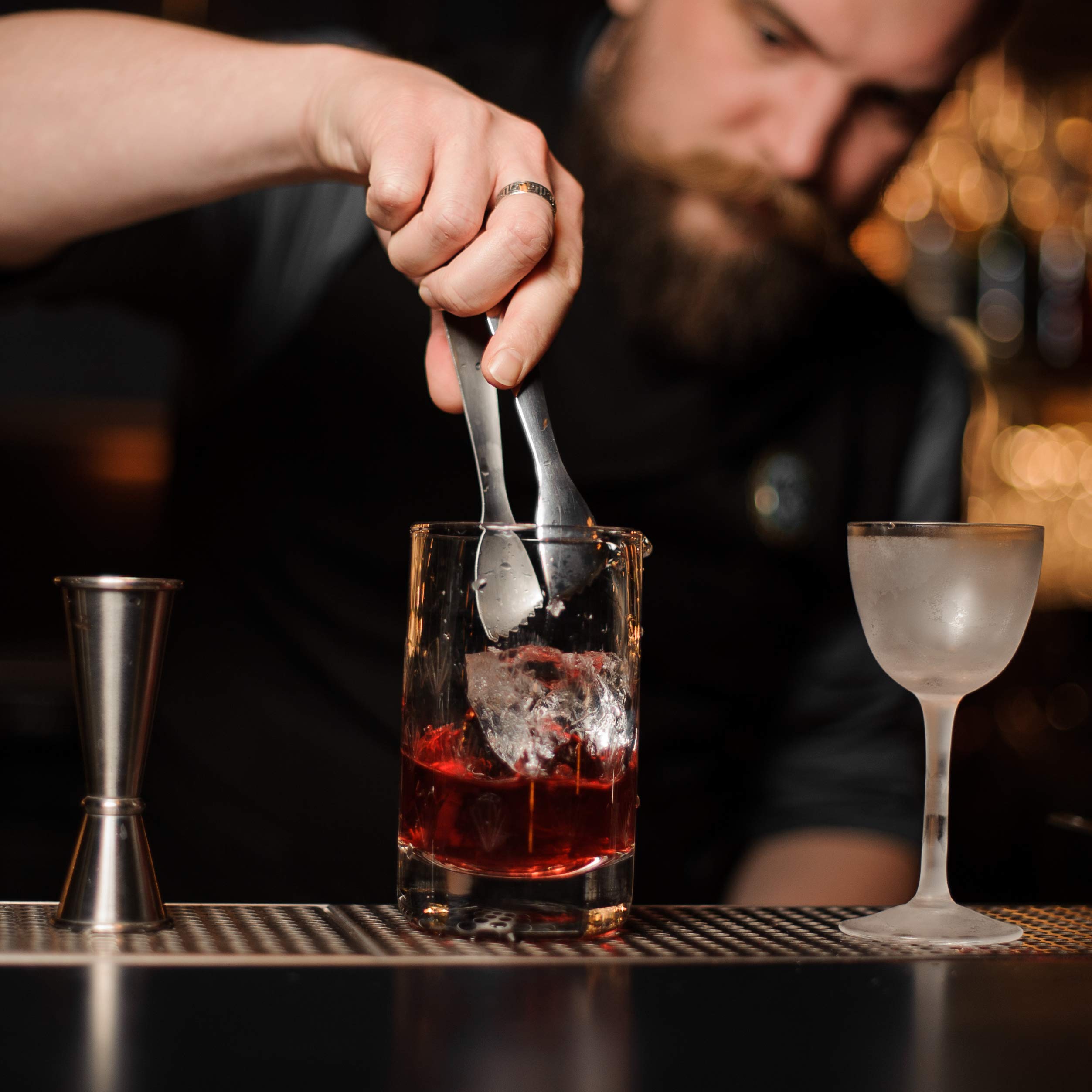 2FY2SW bar-grade mixer suited for Old Fashioned and Negroni.