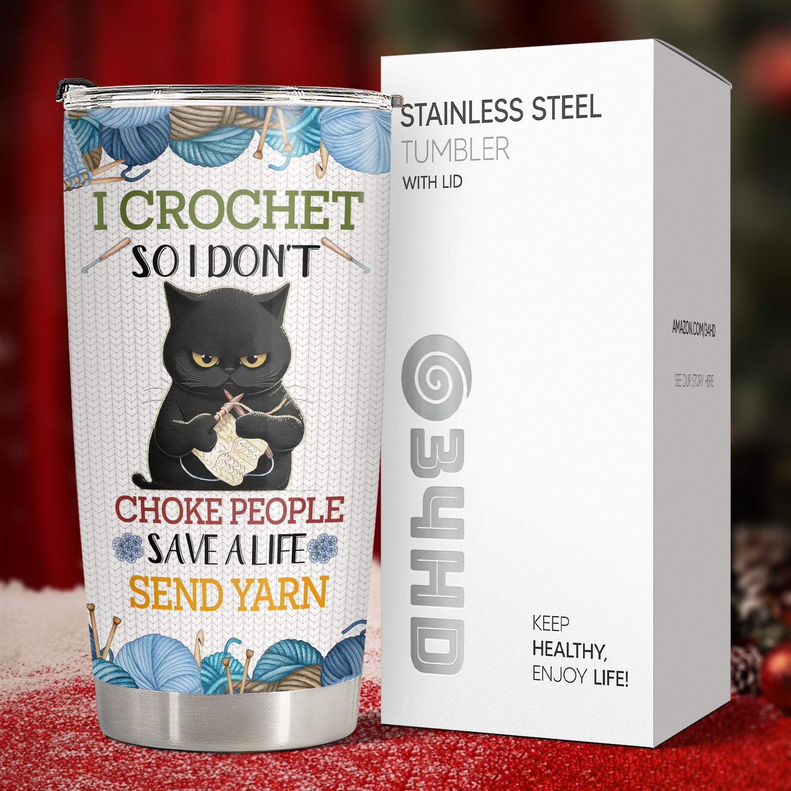 34HD includes a reusable straw for easy sipping on the go