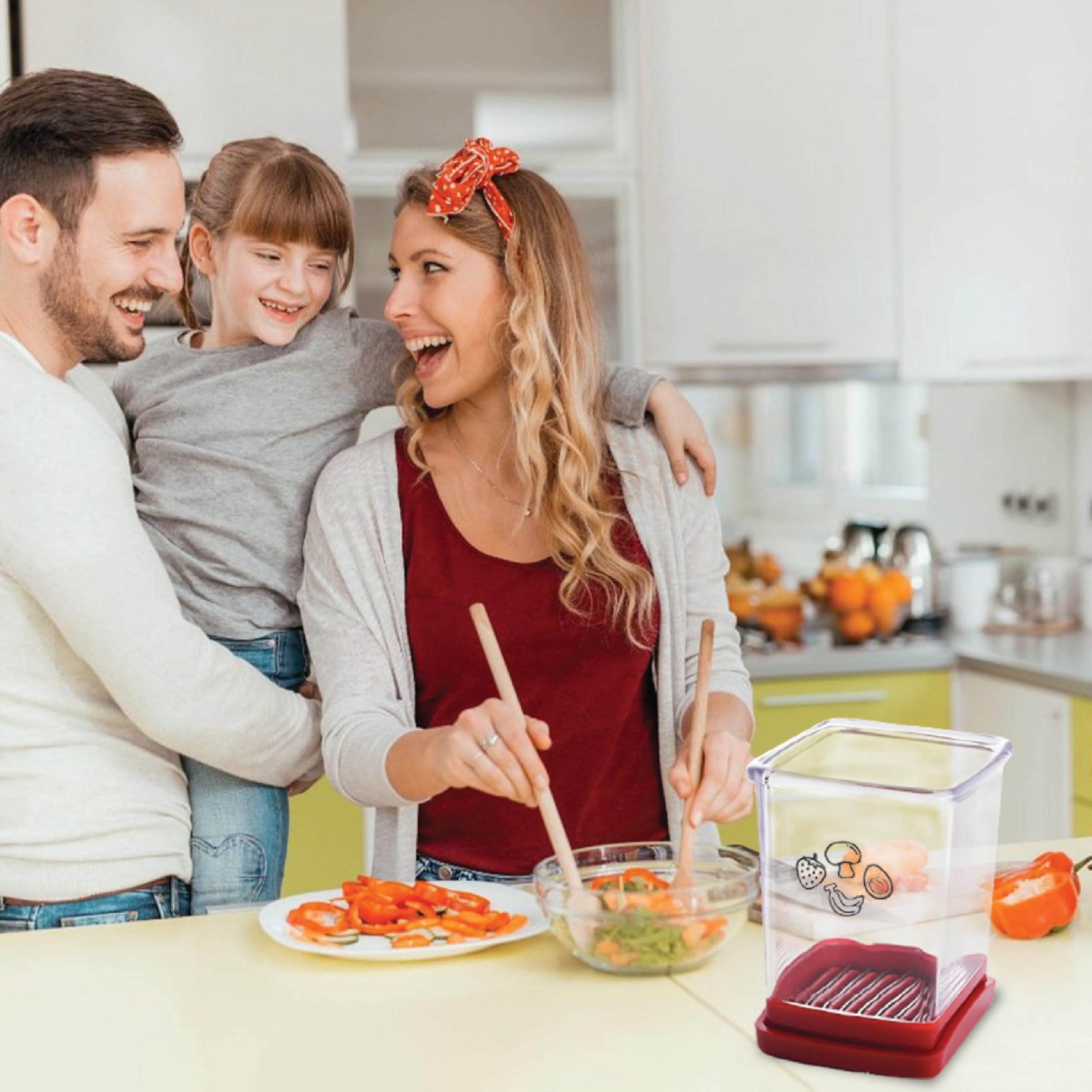 365Home cup slicer bottom push plate enables easy transfer of sliced produce.