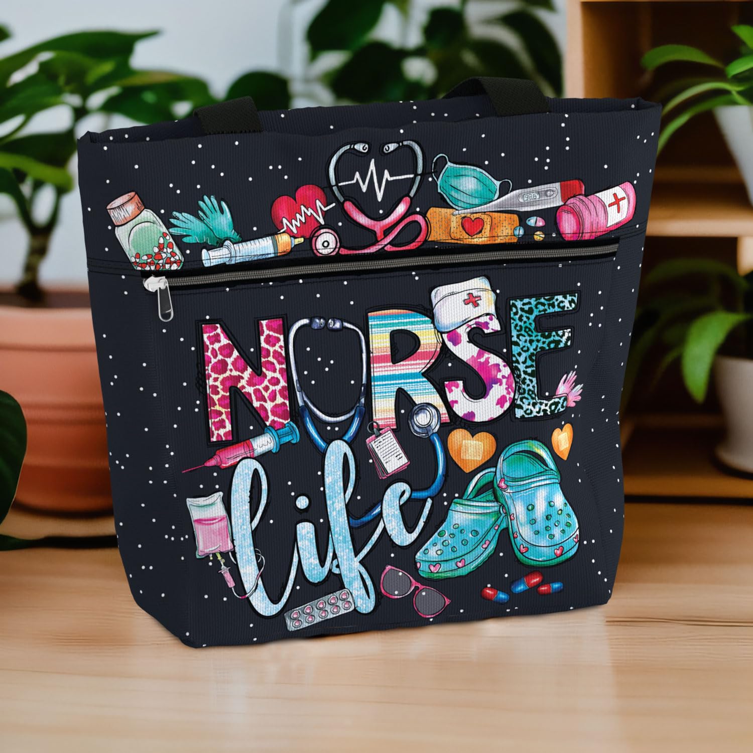 84hoods Aesthetic Tote Bag laptop-ready design for work and study.
