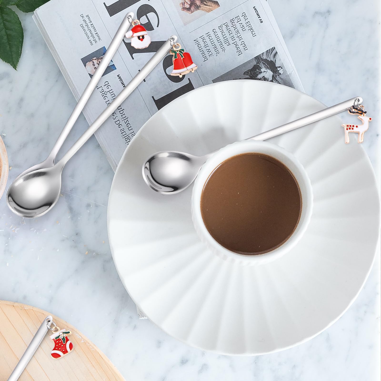 A · HOUSEWARE versatile spoons suitable for everyday use.