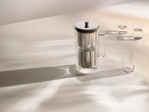 Aarke Purifier cleaning cloth supports easy maintenance and setup.