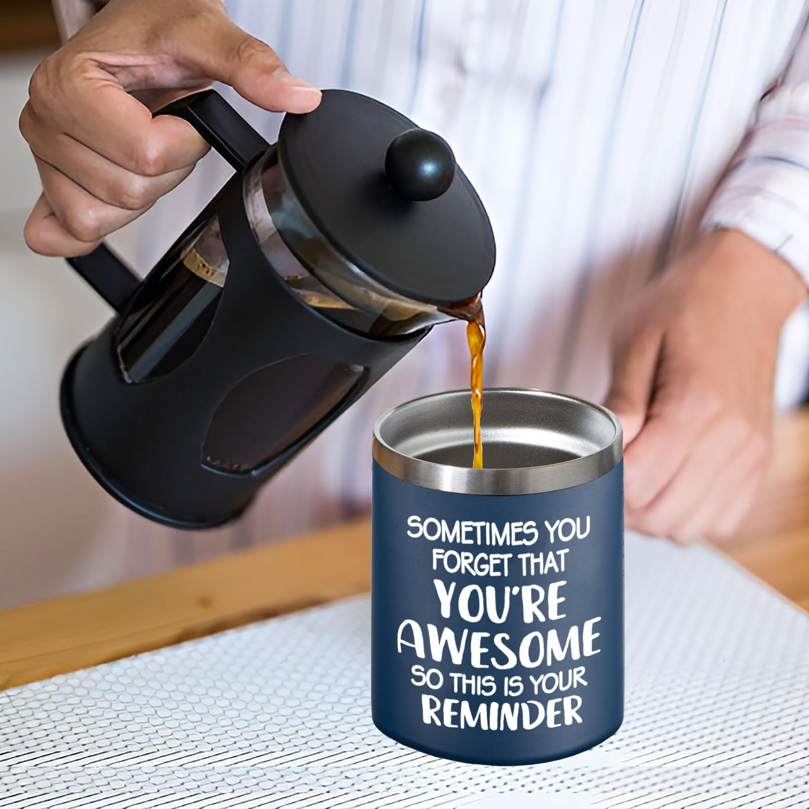 Abledn BPA-free lid mug keeps drinks at the right temperature and prevents spills