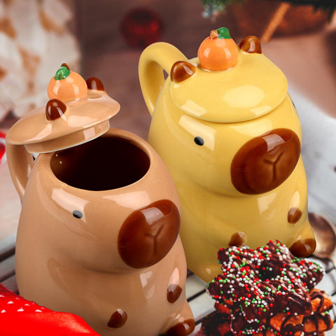 Ergonomic handle on Acellegic Capybara mug ensures easy grip.
