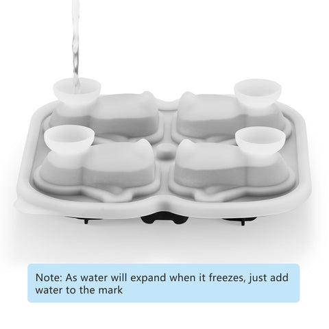 ACOOKEE penguin ice cubes elevate drinks and spark conversations during parties.