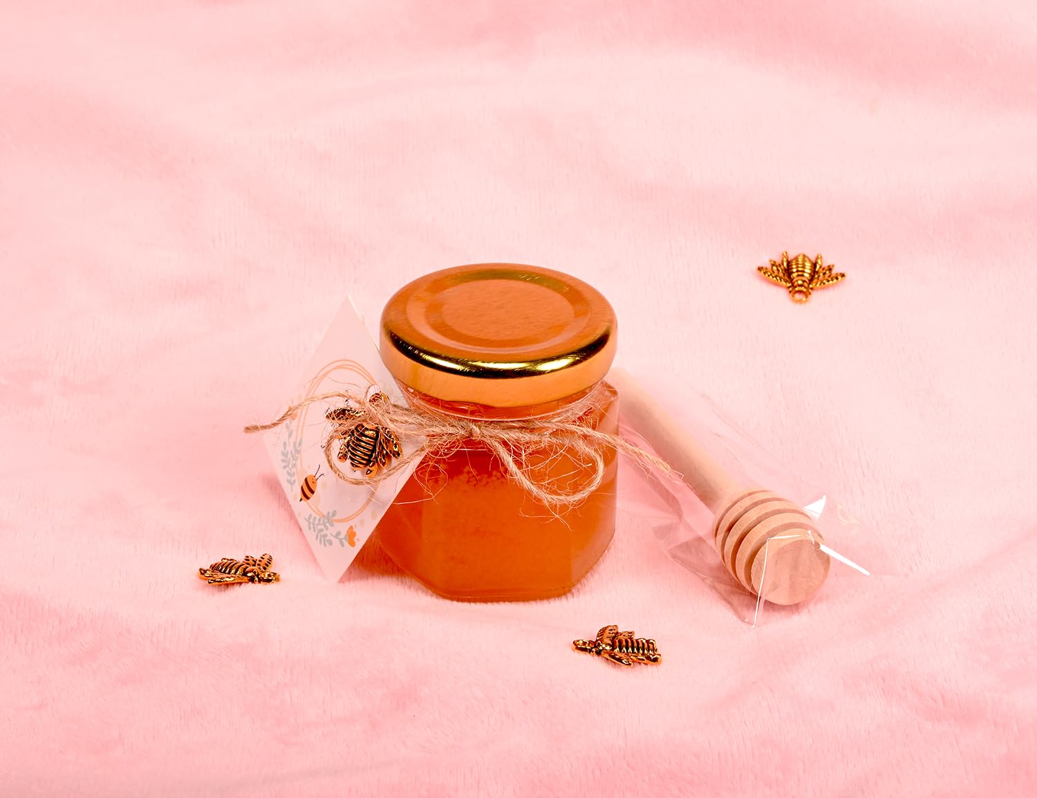 Adabocute beige gift bags for ready-to-gift presentation.