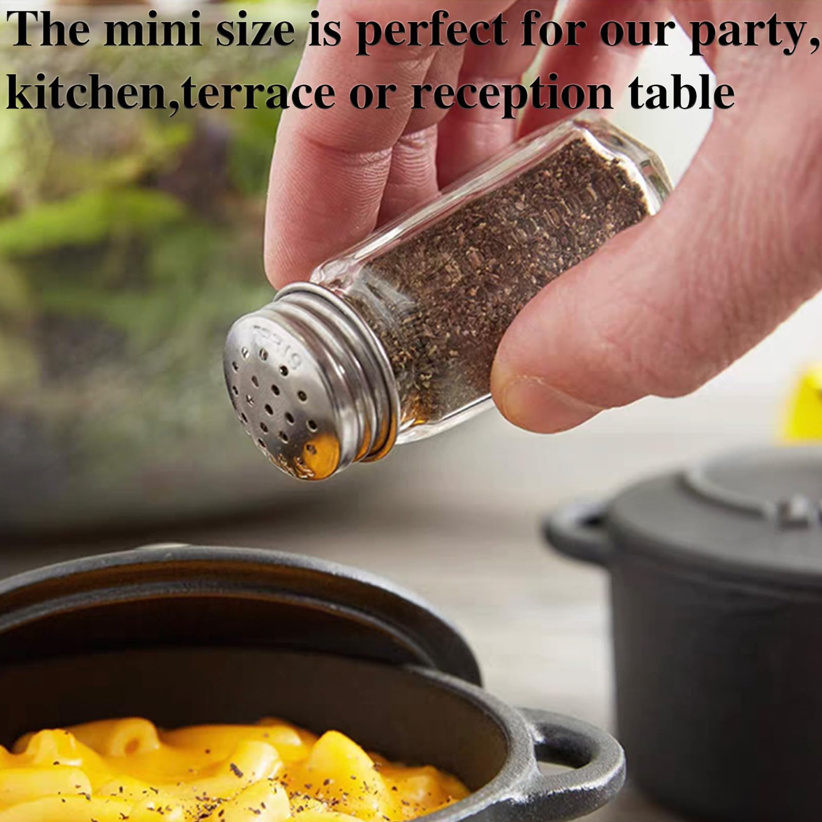 Aellabus compact 10-piece set saves space in small kitchens.