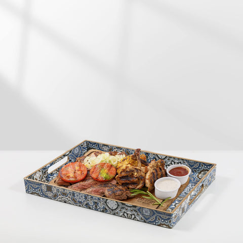 AGIOTA tray with smooth surface is easy to wipe clean and care for.