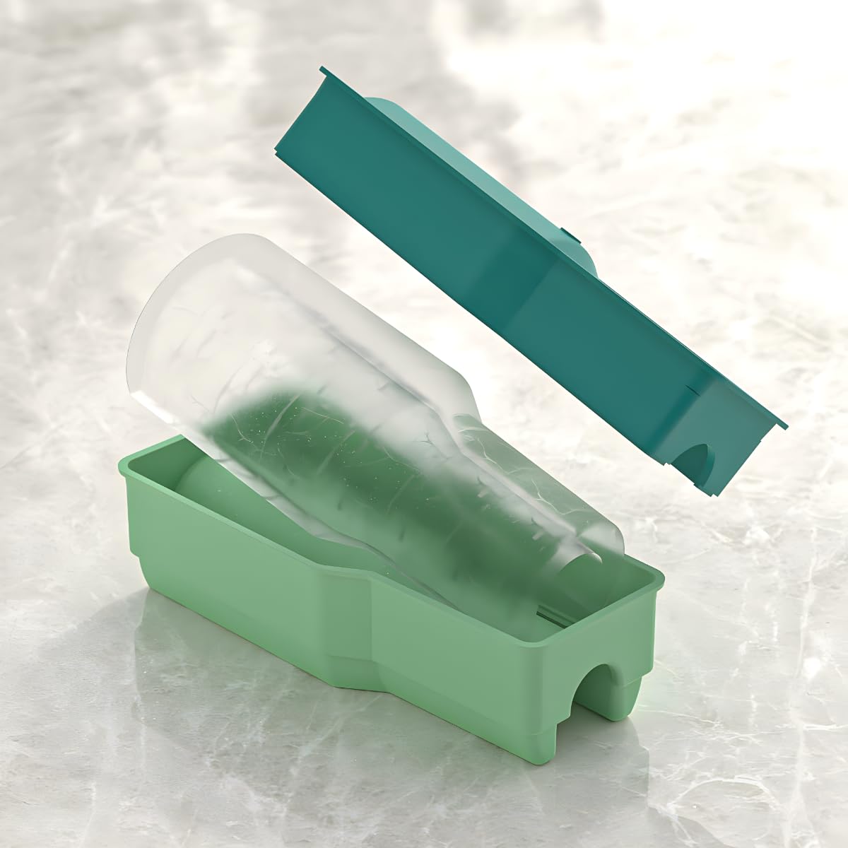 Ahorasky sealed removable lid keeps ice clean and fridge mess-free