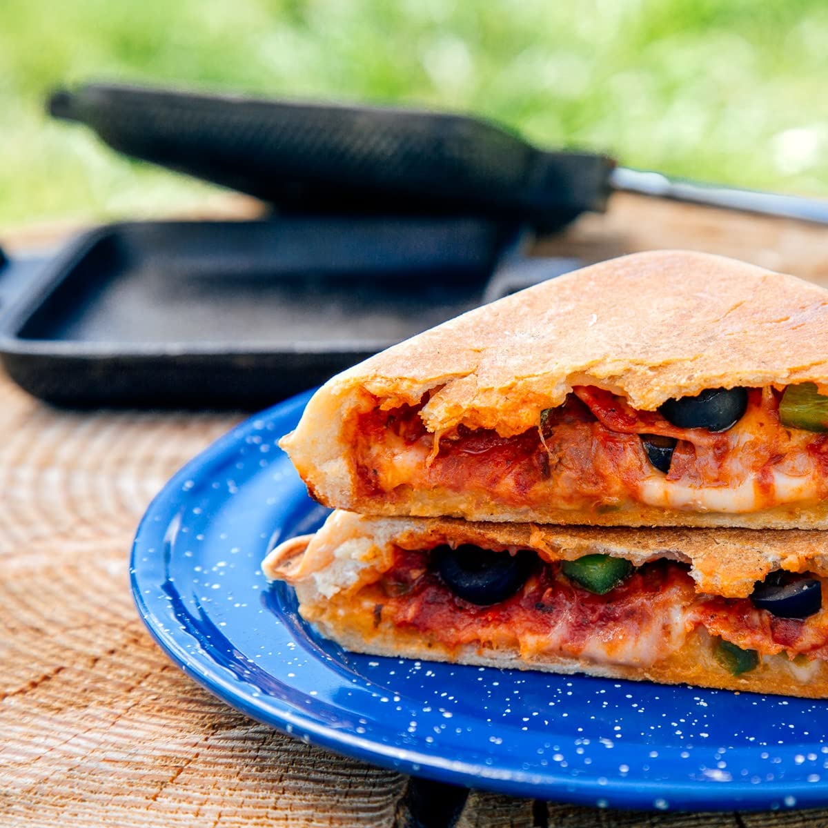 AILITOR durable cast-iron construction ensures long-lasting camp cookware.