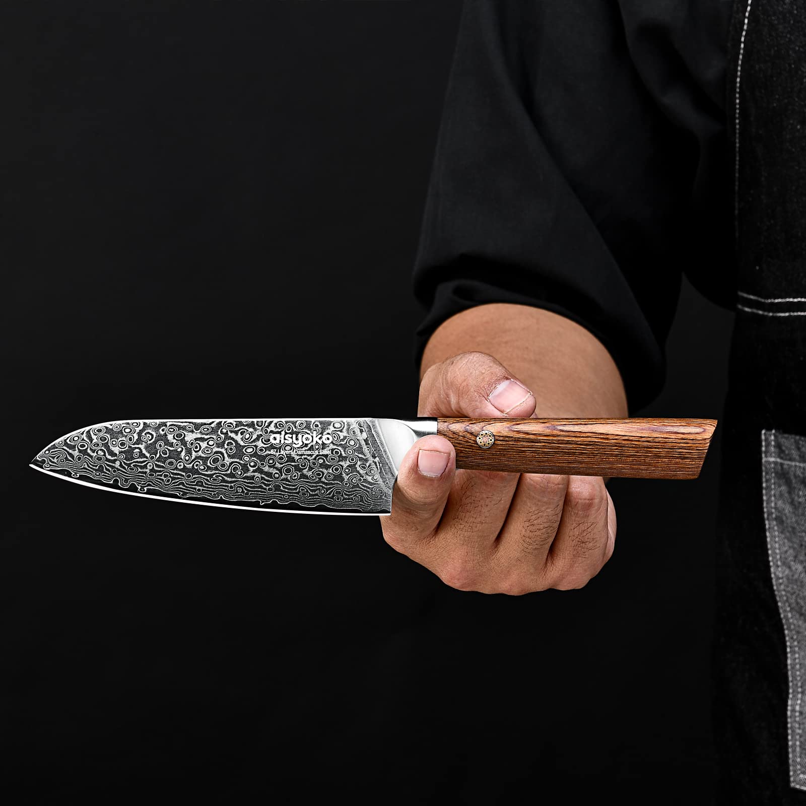 Included scabbard keeps the blade protected and portable