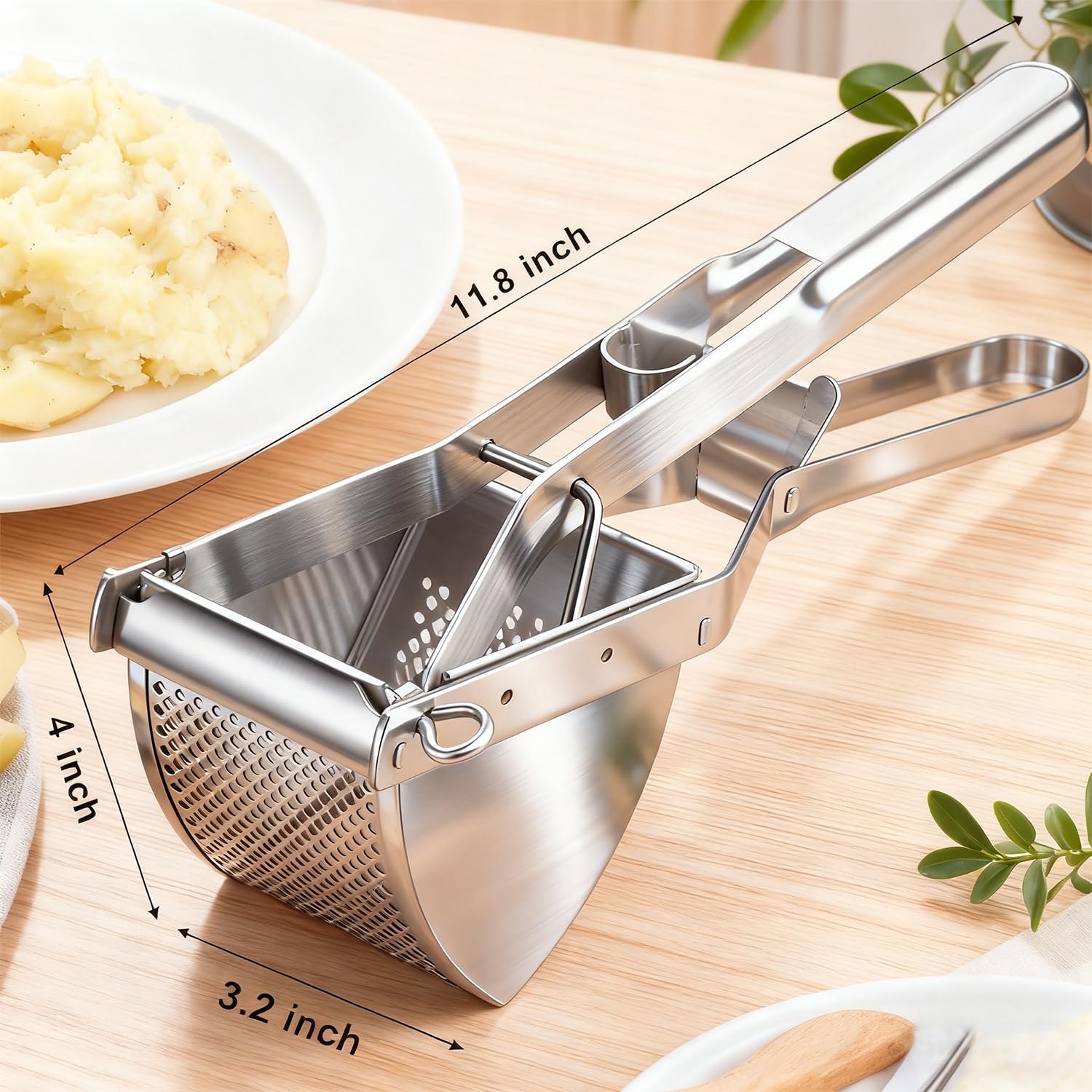AITRAI Potato Ricer makes a thoughtful gift for holidays and family meals.