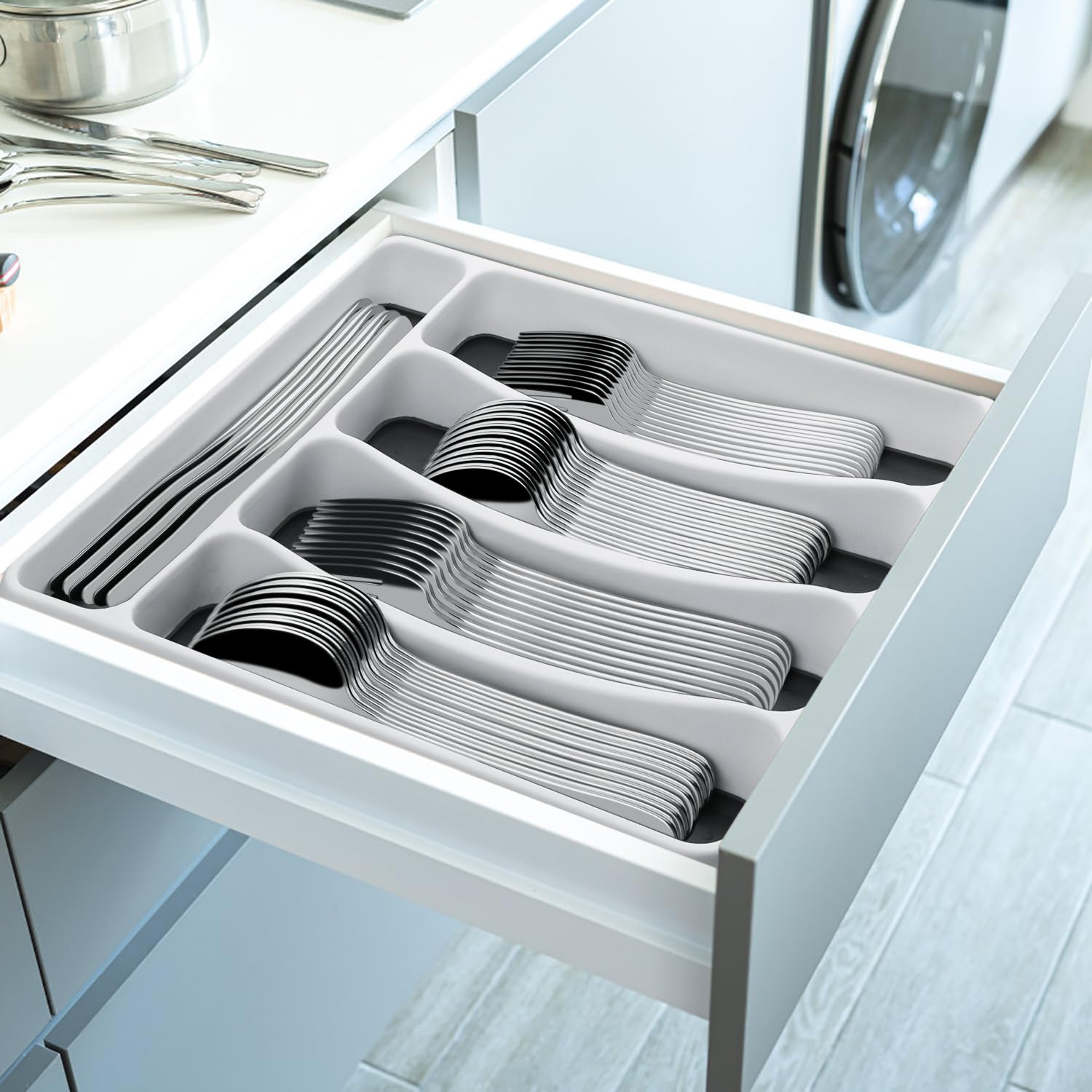 AIVIKI drawer organizer tray keeps flatware neatly stored
