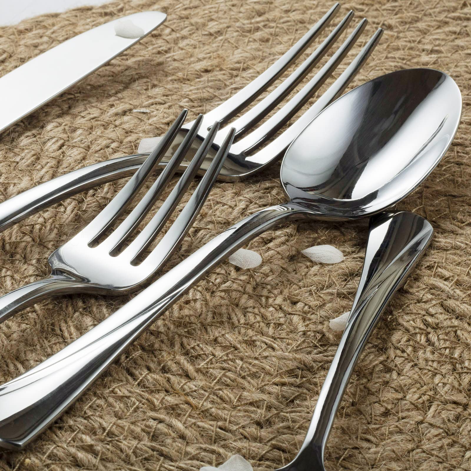 Alata Alice close-up of bold modern design lines and shape