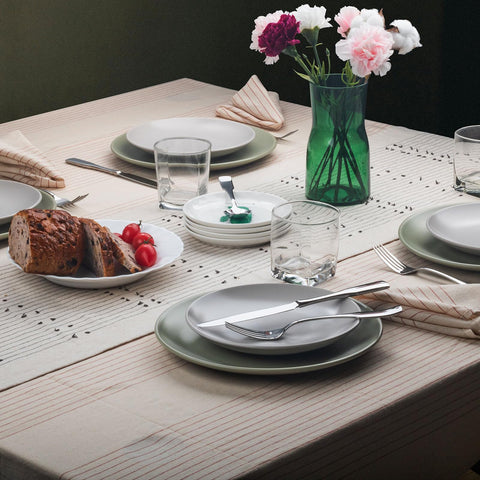 Alata Kate dinner fork, colonial-inspired curvature for a firm grip