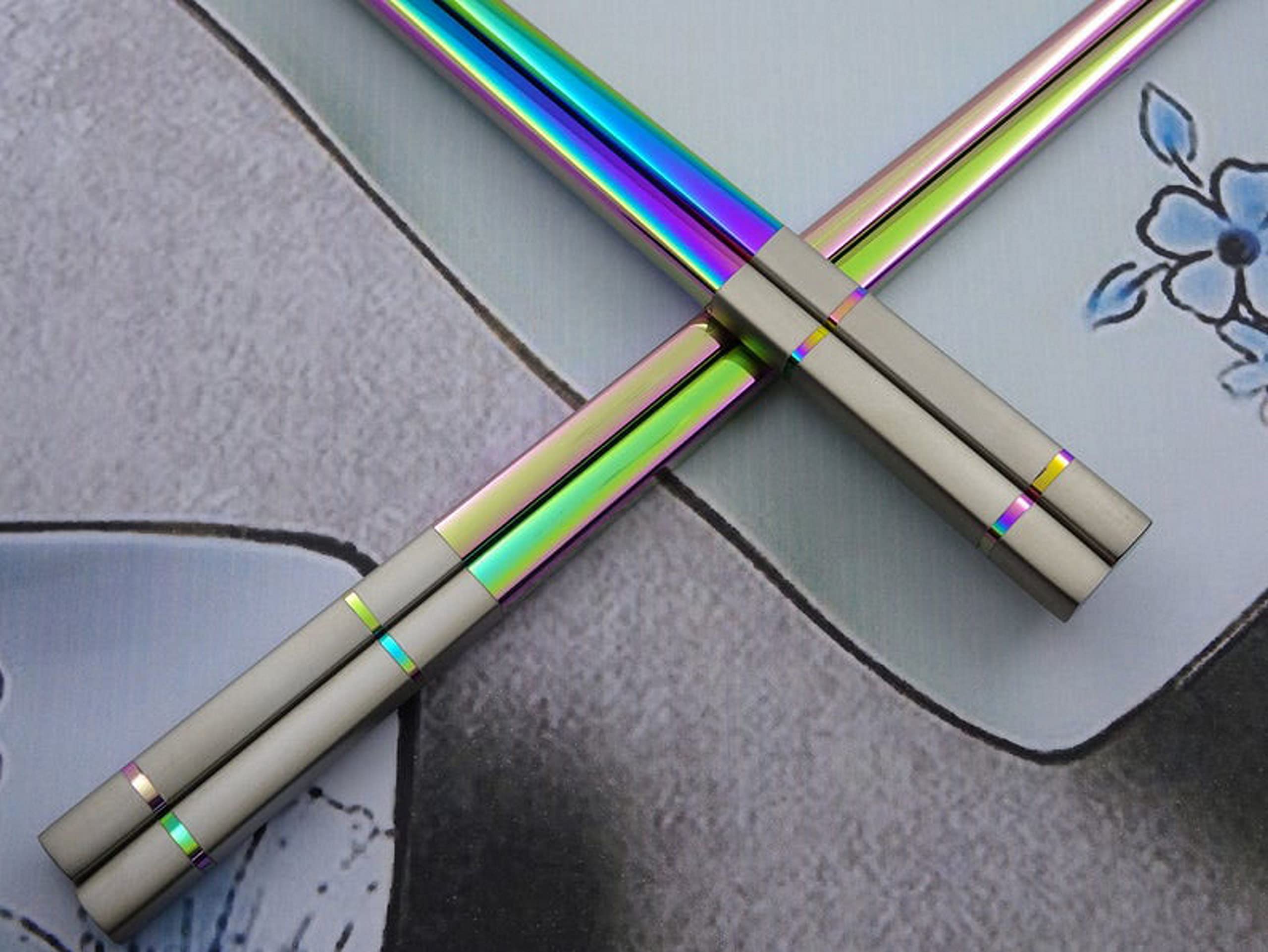 Lightweight Albino Monkey chopsticks with comfortable grip for everyday use.